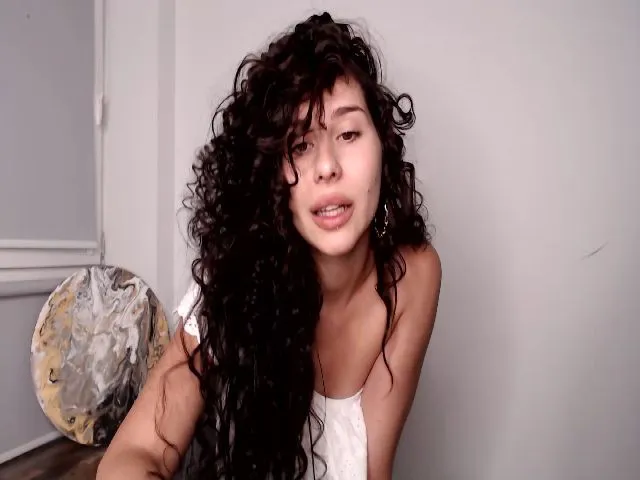 Live sex webcam photo for LeValeriya #254316259