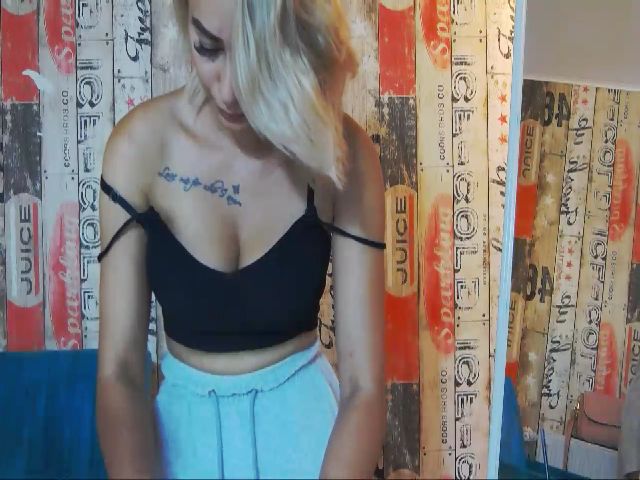 Live sex webcam photo for RubbyKalifha #259829597