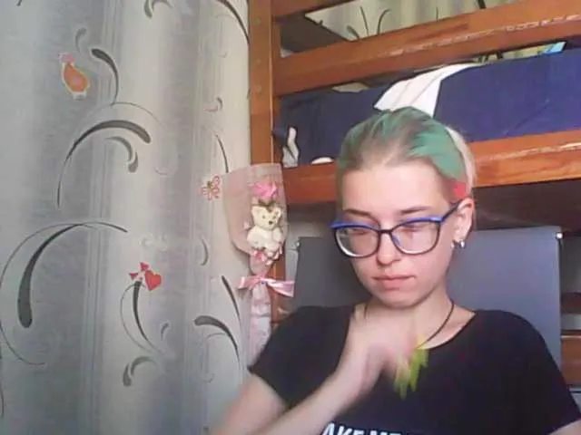 Live sex webcam photo for malvinella #250801152
