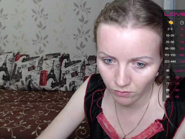 Live sex webcam photo for Alenushka888 #241735135