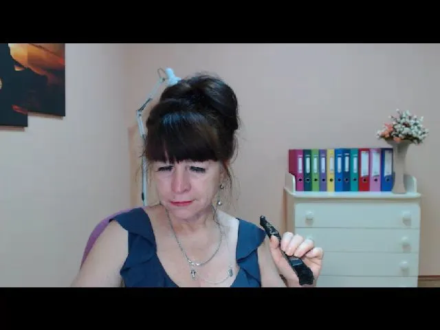 Live sex webcam photo for Nina_Chat_ #253430895