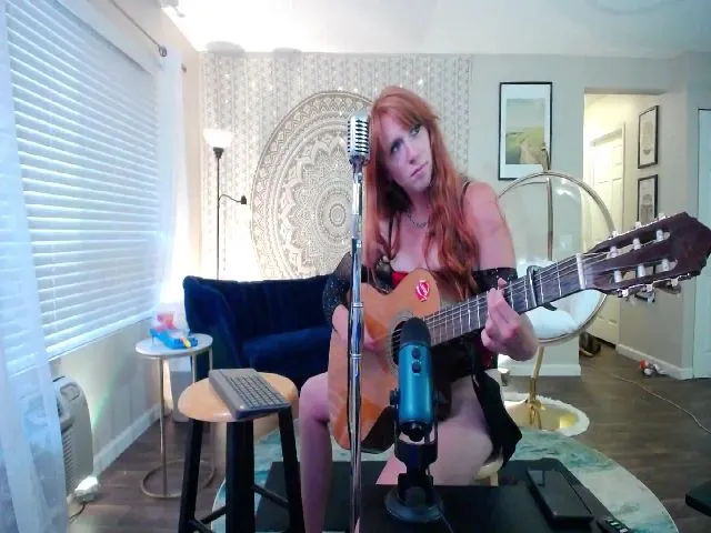 Live sex webcam photo for SquisherGirl #253274189