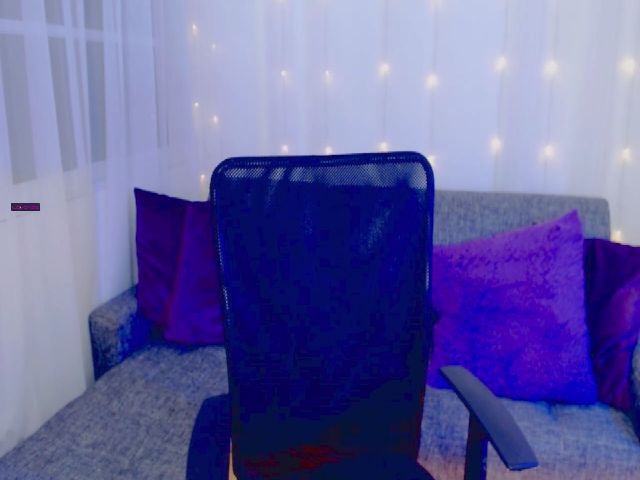 Live sex webcam photo for Weetshersaitx #261379753