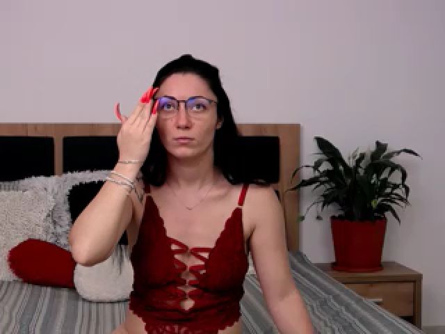 Live sex webcam photo for CharmingElise #258364231