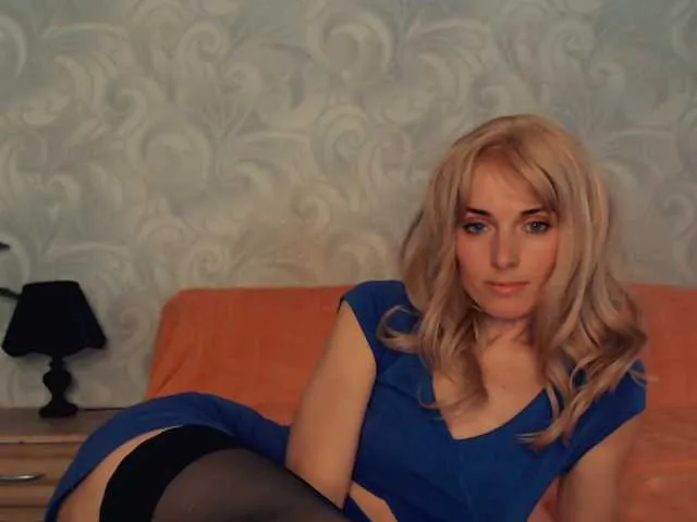 Live sex webcam photo for 1lola77 #241320855