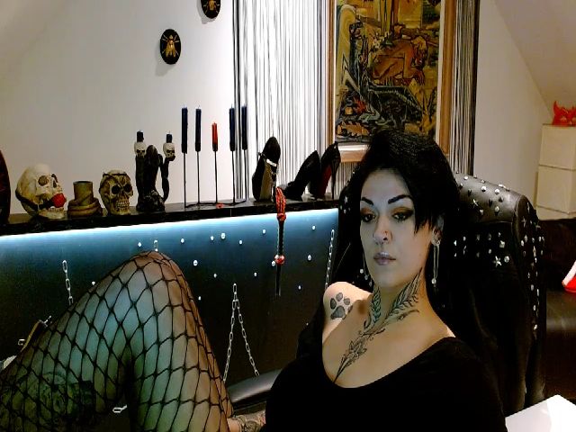 Live sex webcam photo for DaemonInk #259460267