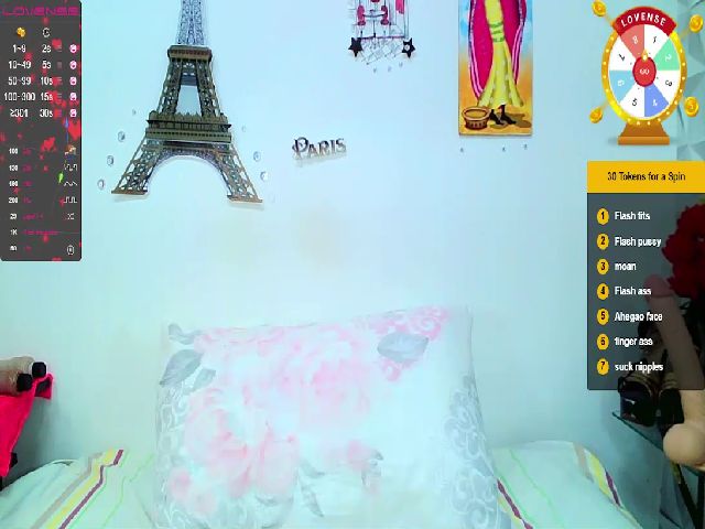 Live sex webcam photo for Saraxsexy #258810068