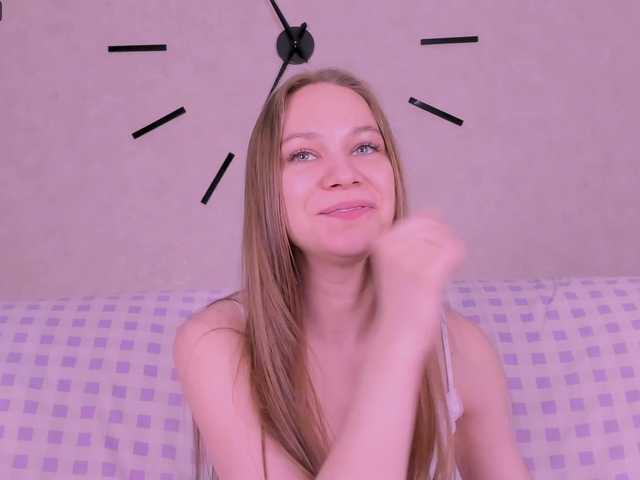 Live sex webcam photo for Baby-Perfect #246356937