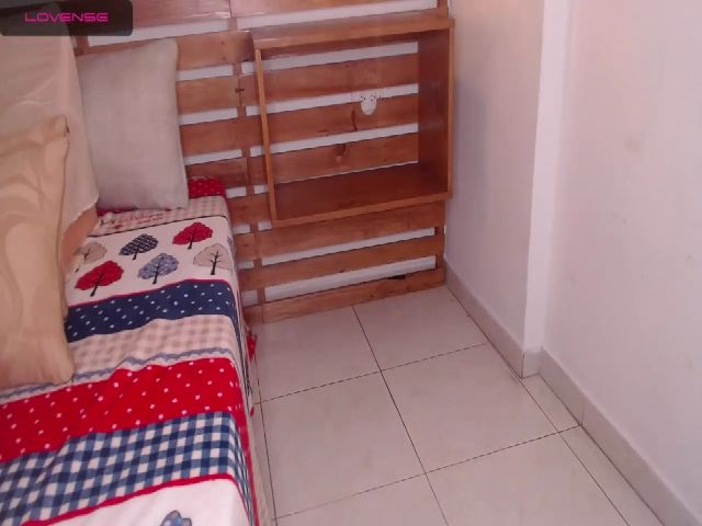 Live sex webcam photo for Katsumi_zenn #260390030