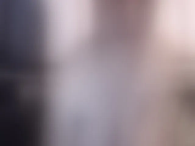 Live sex webcam photo for squirtblonde #259707194