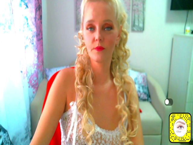 Live sex webcam photo for ChristiRoses #261407754