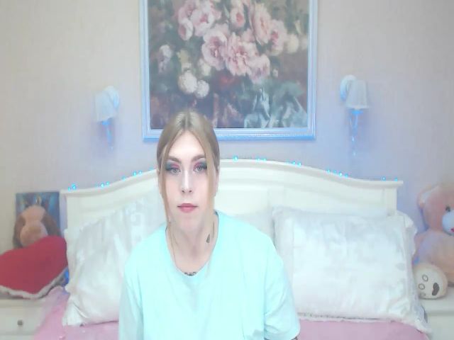 Live sex webcam photo for AmaliaDiva #258870735