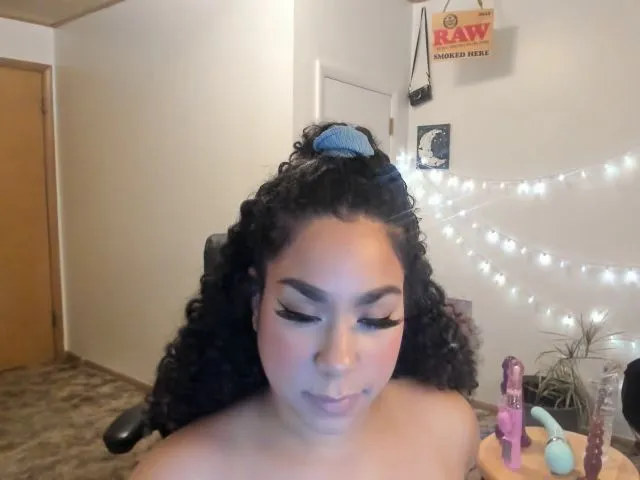 Live sex webcam photo for maxineegibson #262998051