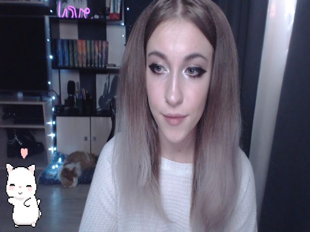 Live sex webcam photo for Your_Ellie #262466421
