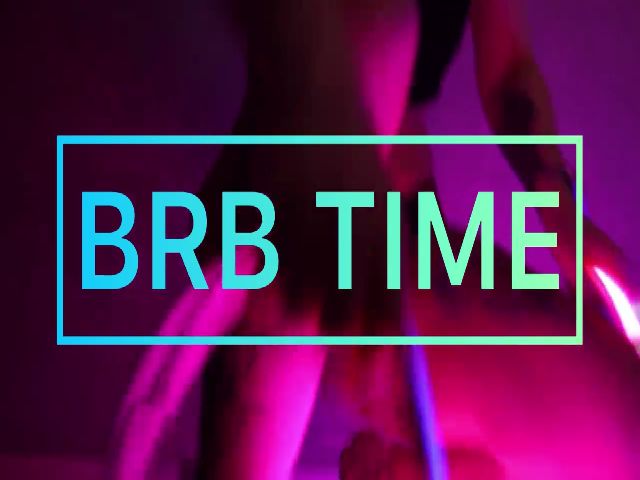 Live sex webcam photo for LisaMellow #260246135