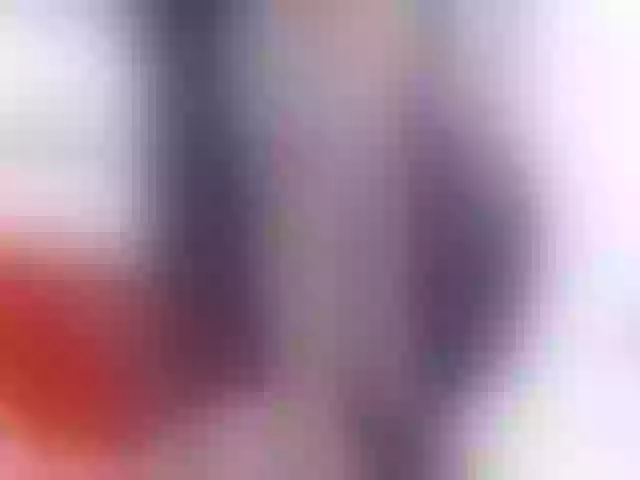 Live sex webcam photo for JullieMilf #264996268