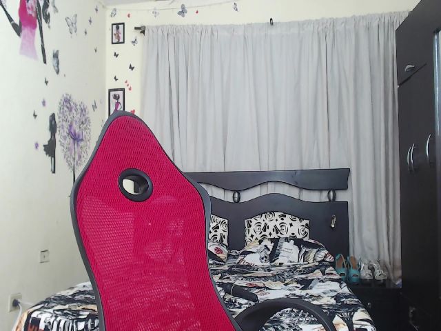 Live sex webcam photo for Tamara_stephs #254698672