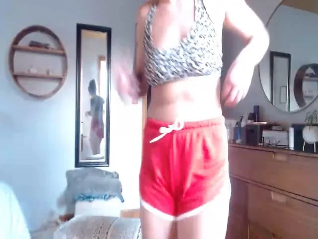 Live sex webcam photo for Lunar_cy_ #253612754