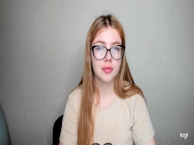 Live sex webcam photo for milafix #257031618