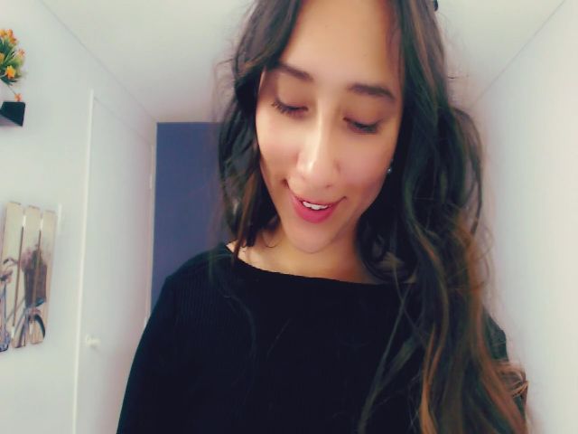 Live sex webcam photo for anniesclub #255807607