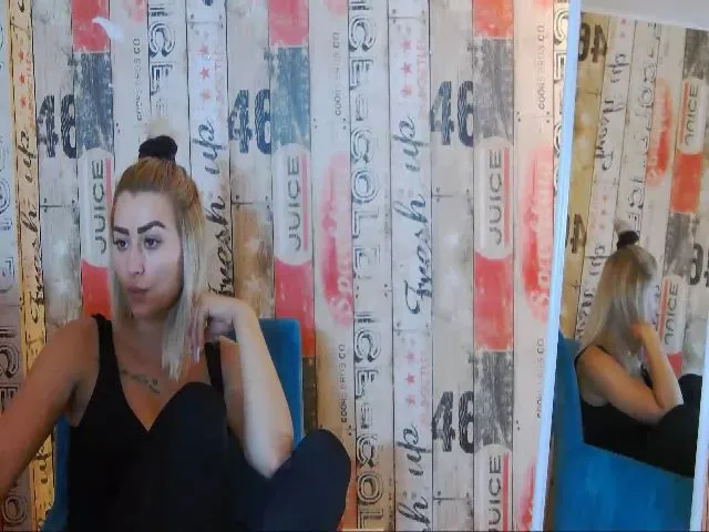 Live sex webcam photo for RubbyKalifha #265408191