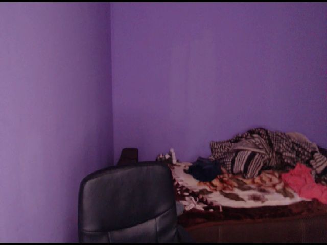 Live sex webcam photo for LoveJulliette #264821745