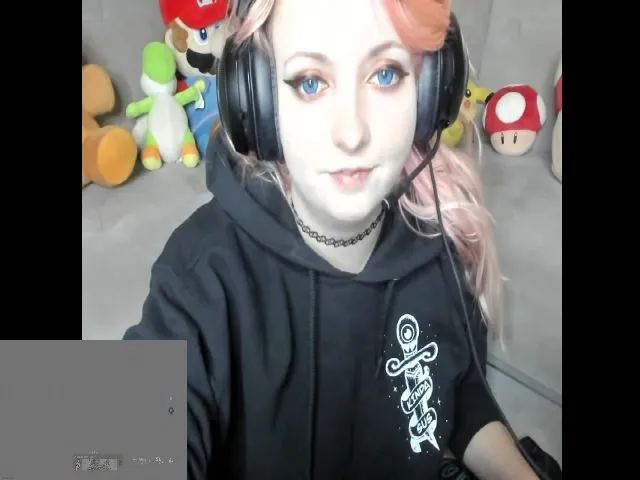 Live sex webcam photo for PrincessBluu #257146444