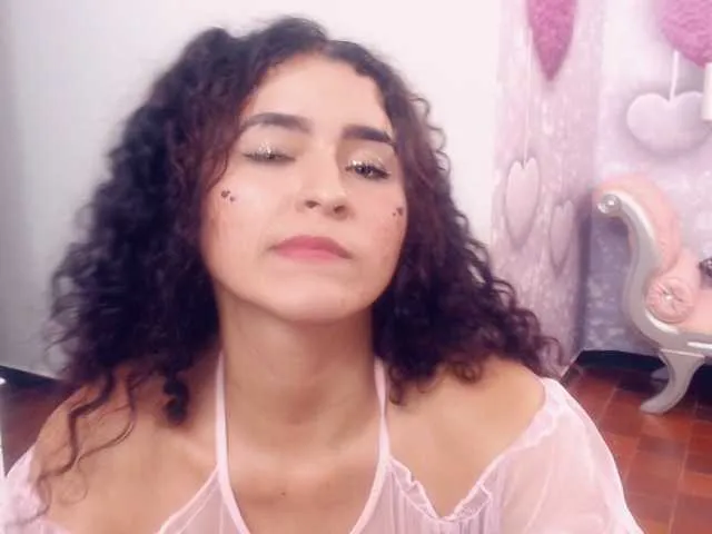 Live sex webcam photo for samywow #259785739