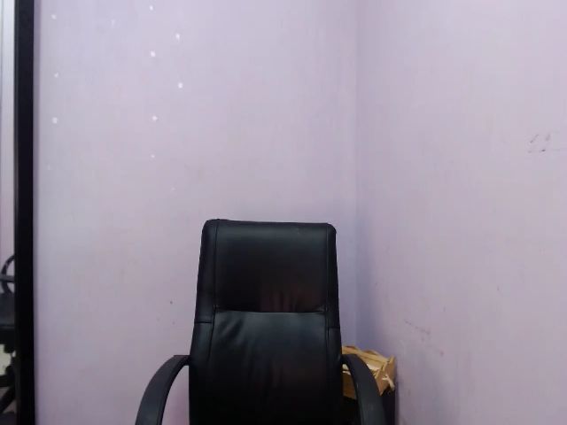 Live sex webcam photo for ElishaBailey #254578569