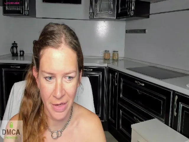Live sex webcam photo for StelaMartin #258674660