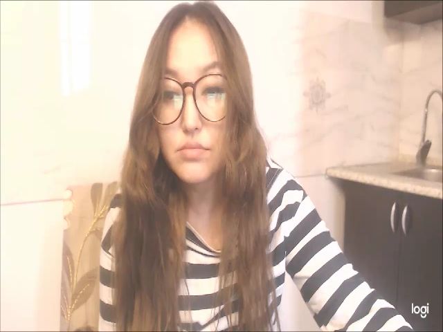 Live sex webcam photo for HrnyTeacher #253995243