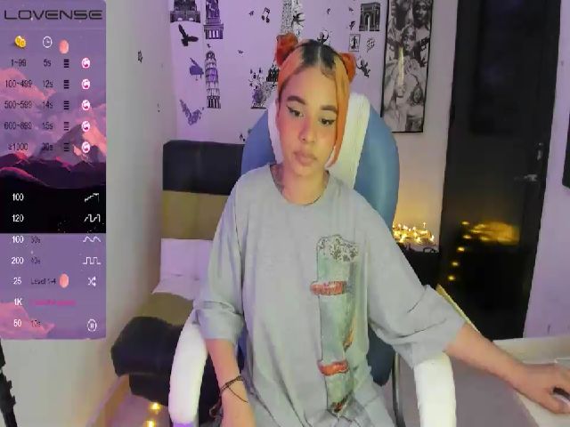 Live sex webcam photo for Valentina_5_ #257156733