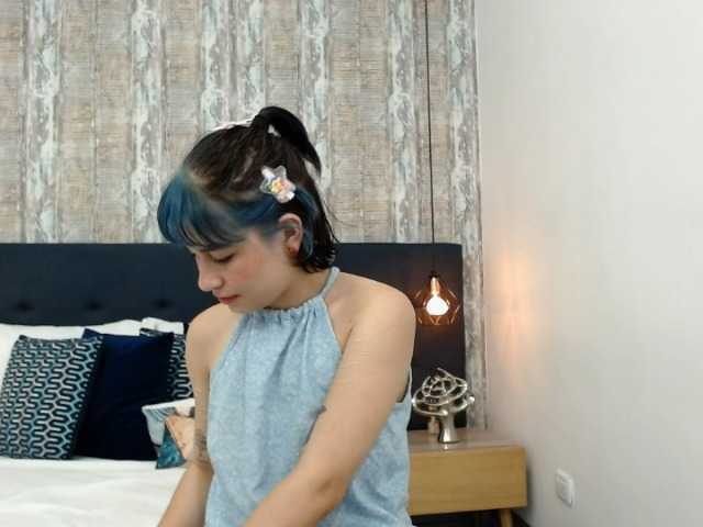 Live sex webcam photo for GaiaDeniska #241314837