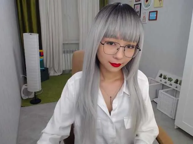 Live sex webcam photo for SoftHeartbeat #241187478