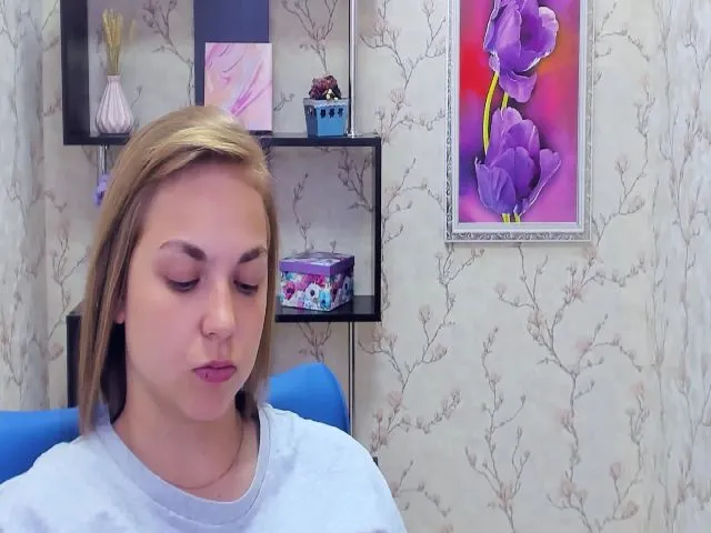 Live sex webcam photo for TataArdent #253437152