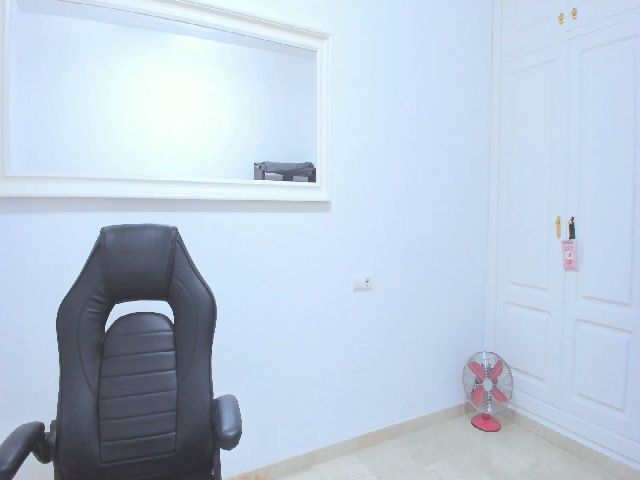 Live sex webcam photo for LivM_ #258032303