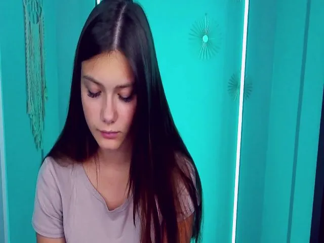 Live sex webcam photo for ReginaVin #259269268