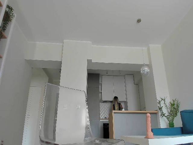 Live sex webcam photo for Laranya #258541575