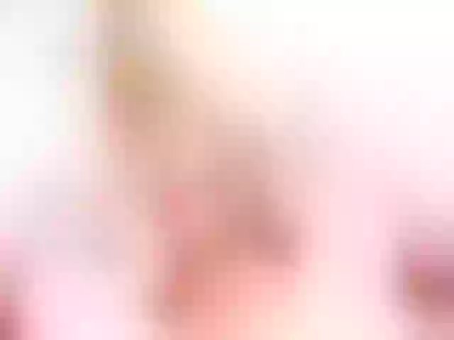 Live sex webcam photo for LouisaCreamy #255099811