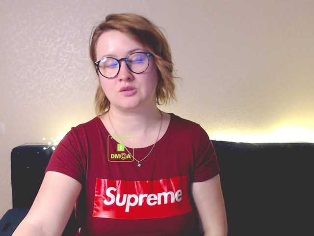 Live sex webcam photo for NewAnna #241196669