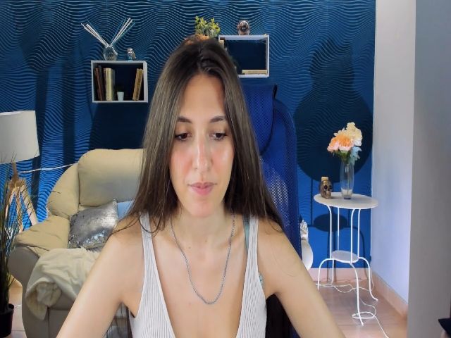 Live sex webcam photo for SoloVB #256157140