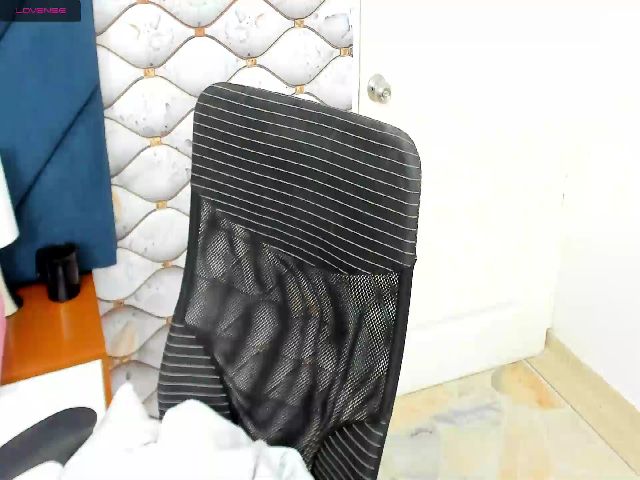 Live sex webcam photo for Anna_cooper #263936964