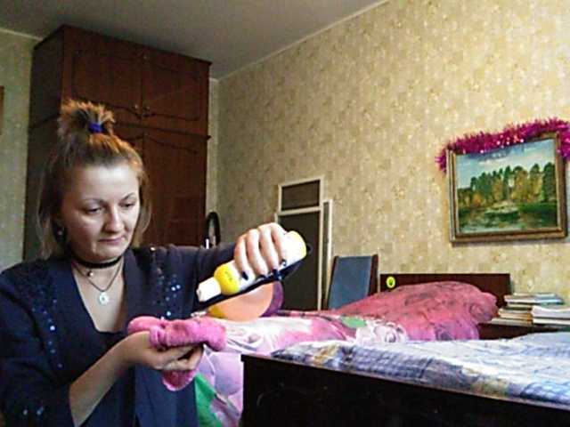 Live sex webcam photo for Zarevna #240995337