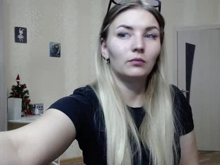 Live sex webcam photo for FlamingBTRFly #240840239