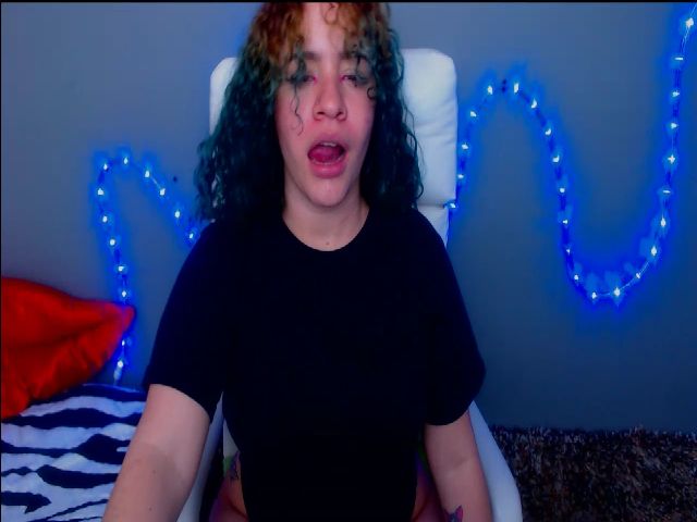 Live sex webcam photo for Tattiana_love #254050191