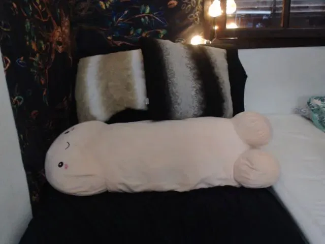 Live sex webcam photo for Maaryhot #259940660