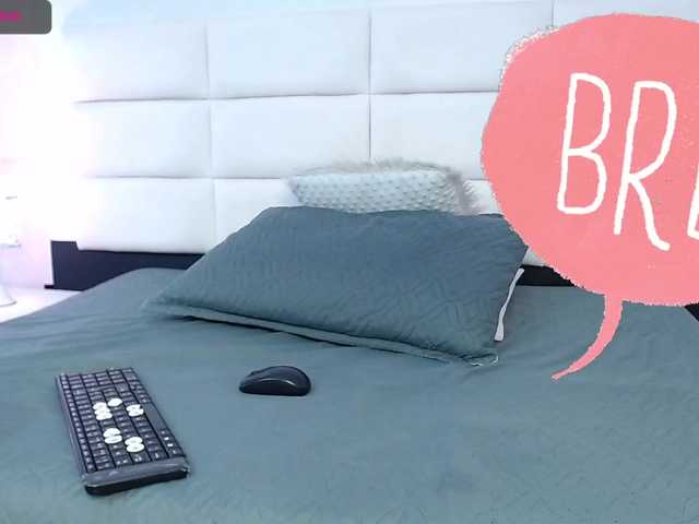 Live sex webcam photo for alisha-kim #254642785
