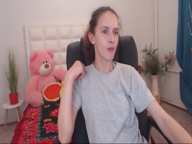 Live sex webcam photo for IrisNichols #265203074