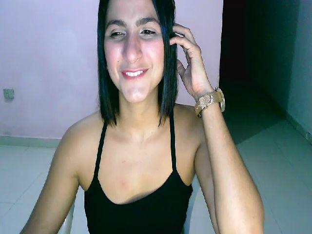 Live sex webcam photo for Sarita30 #256232739