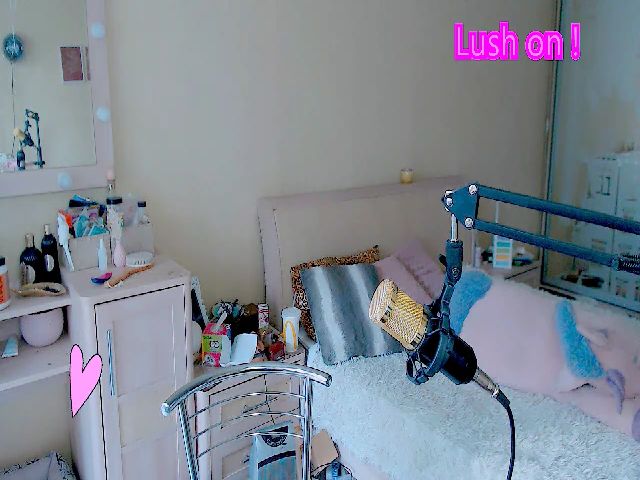 Live sex webcam photo for sunshinebabee #256157620